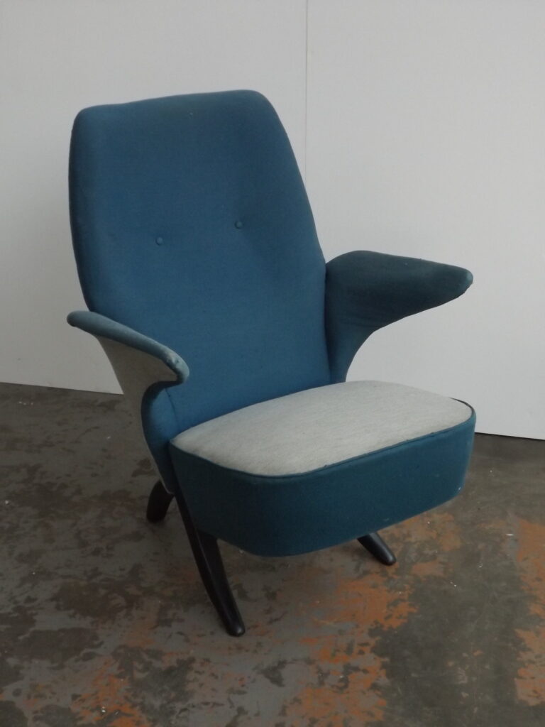 Pinguin chair Artifort
