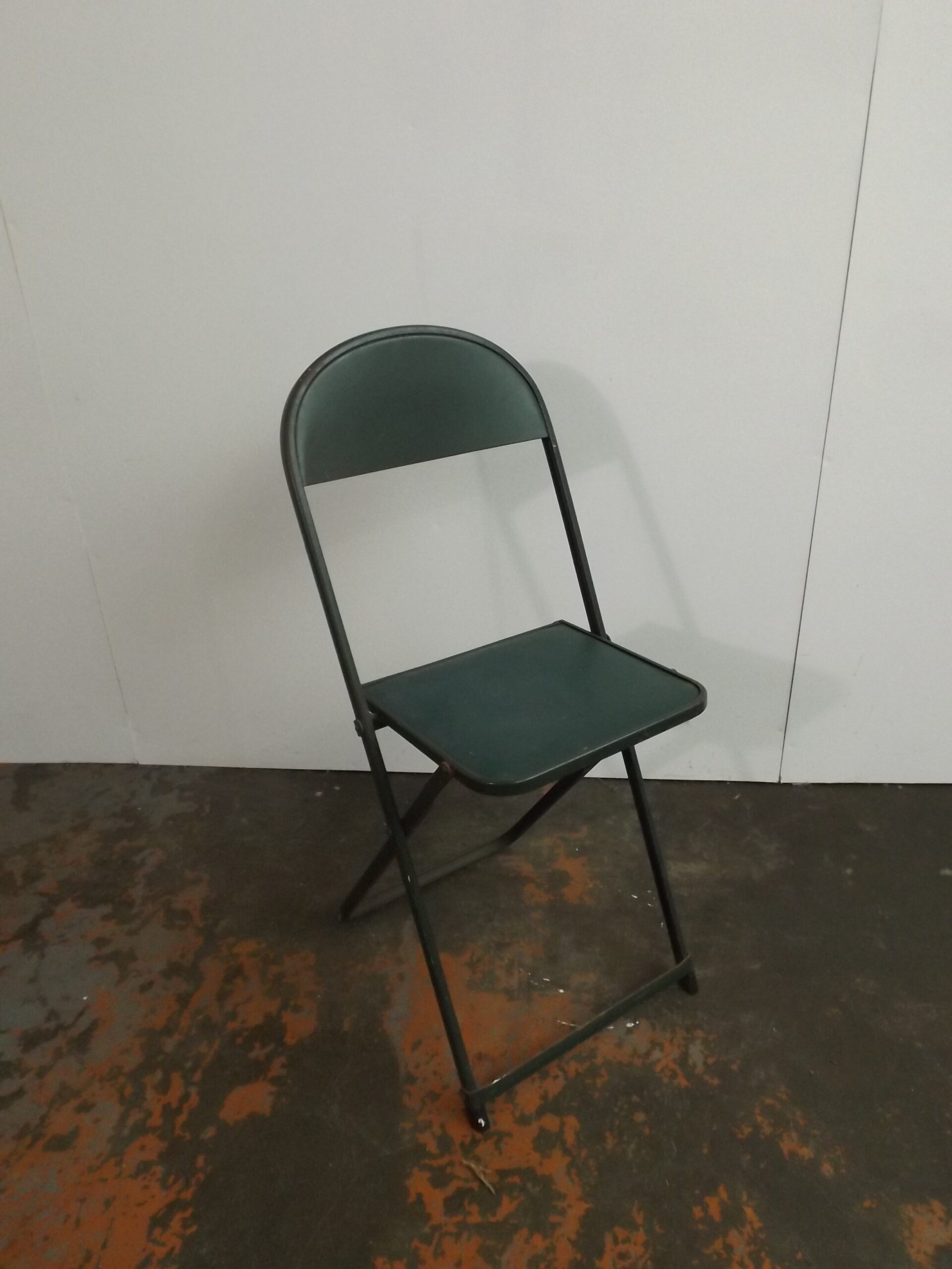 ODA  folding Chair