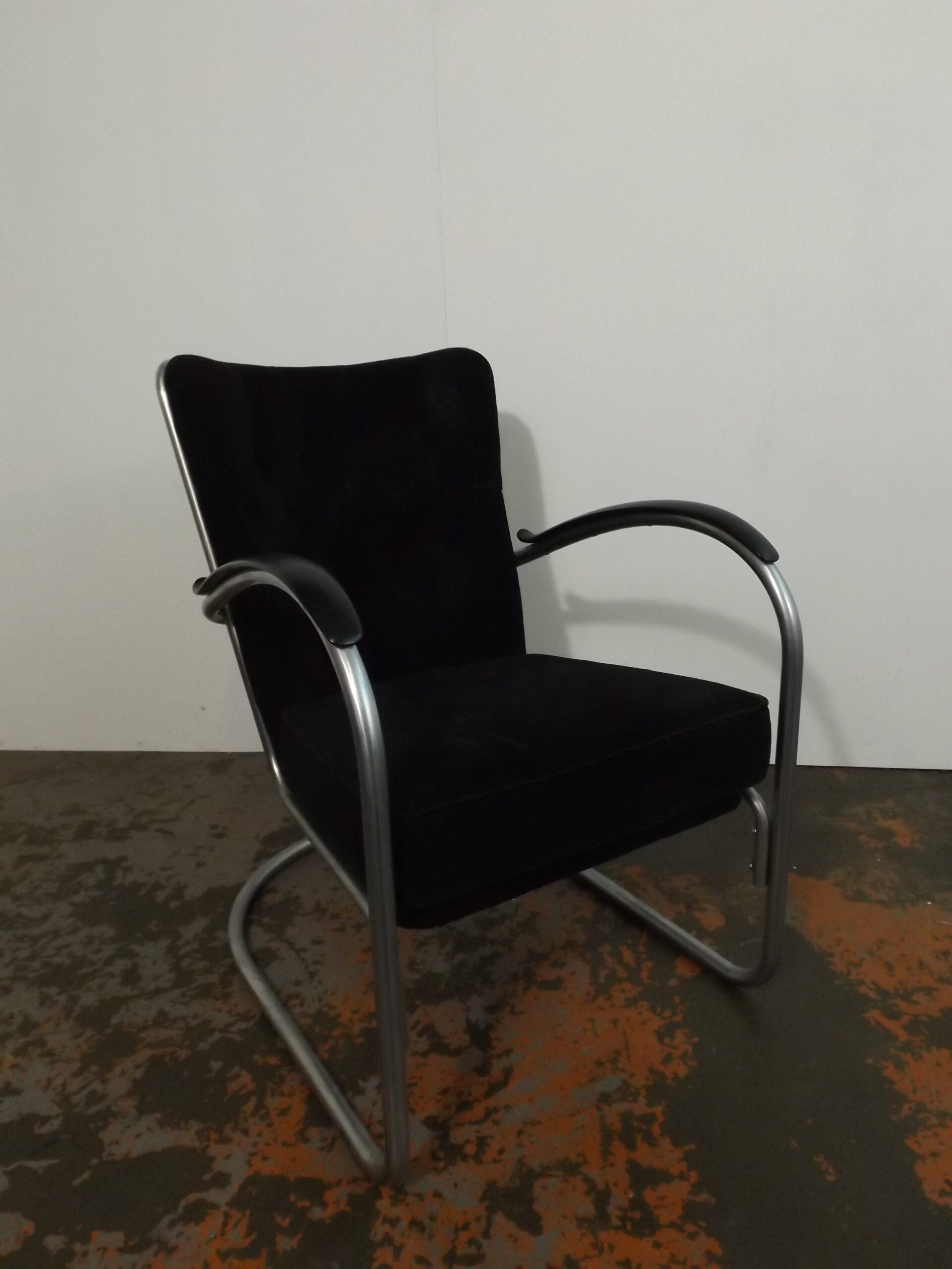 Gipsen chair 412 ( original made in 1947)