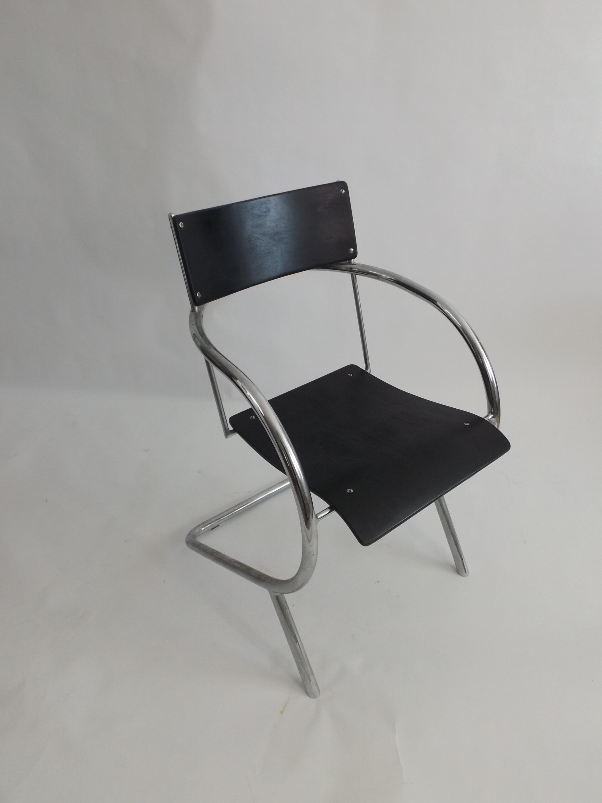 Paul Schuitema  PS 32 chair, for D3