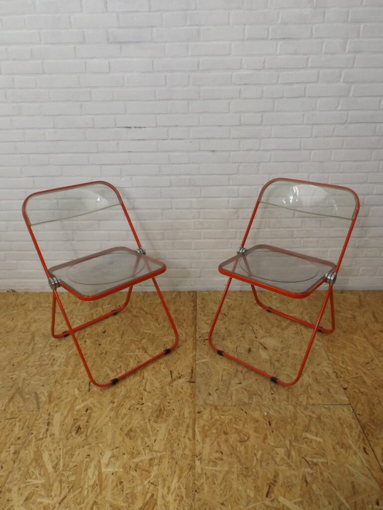 Set of 2 Plia chairs