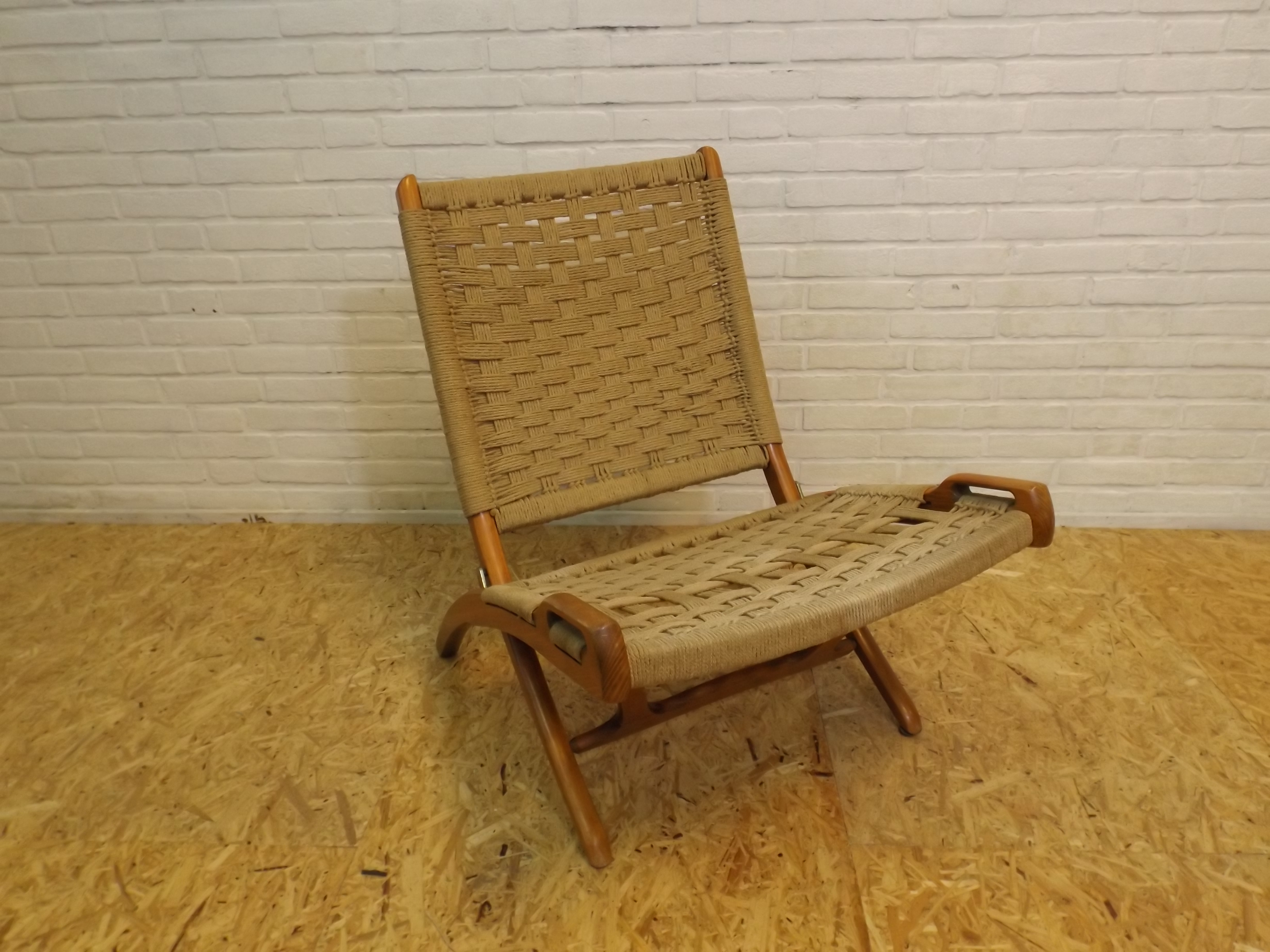 Ebert Wels Diagonal Folding Chair