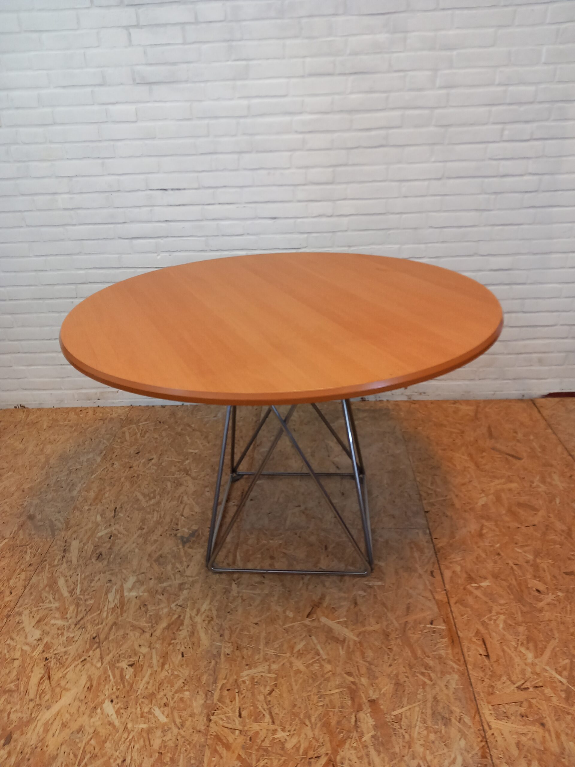 Thonet “Eifel tower” Table