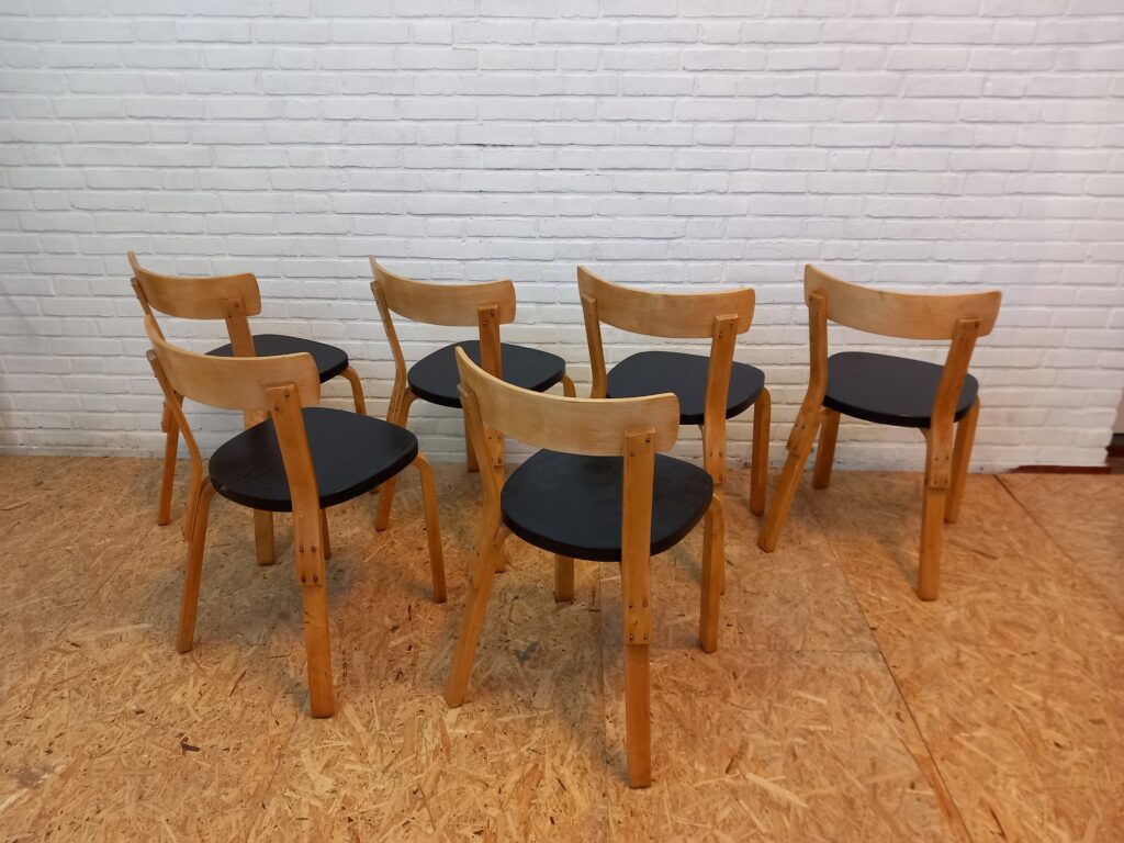 Set of 6  Chairs nr. 69 Aalvar Aalto