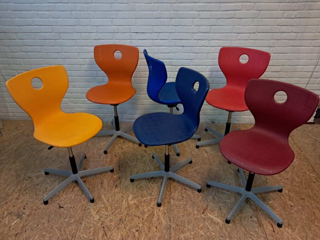 PantoMove chairs