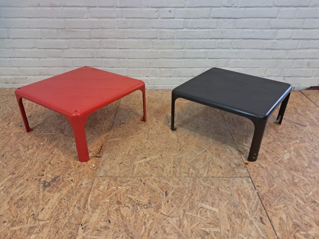 Demetrio 50 side table Artemide