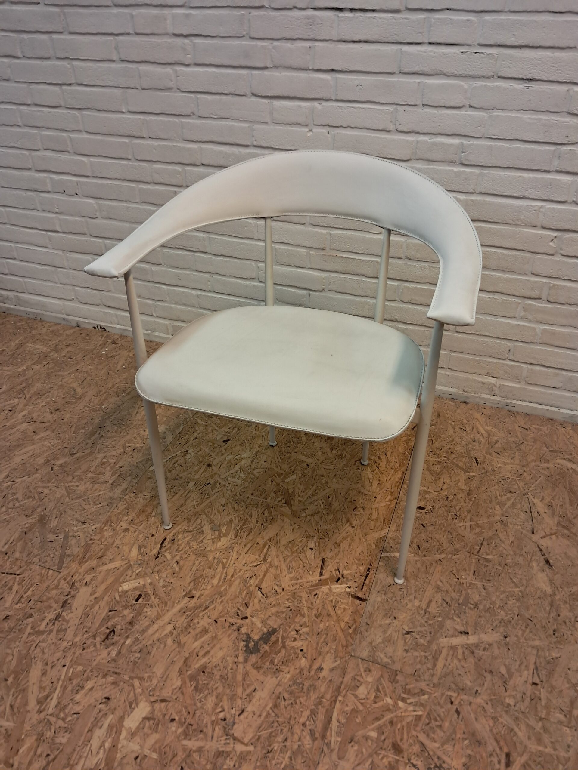 Fasem P40 chair Leather