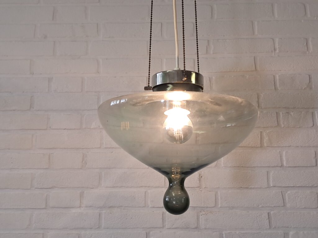 Raak pendant “High Chaperral”
