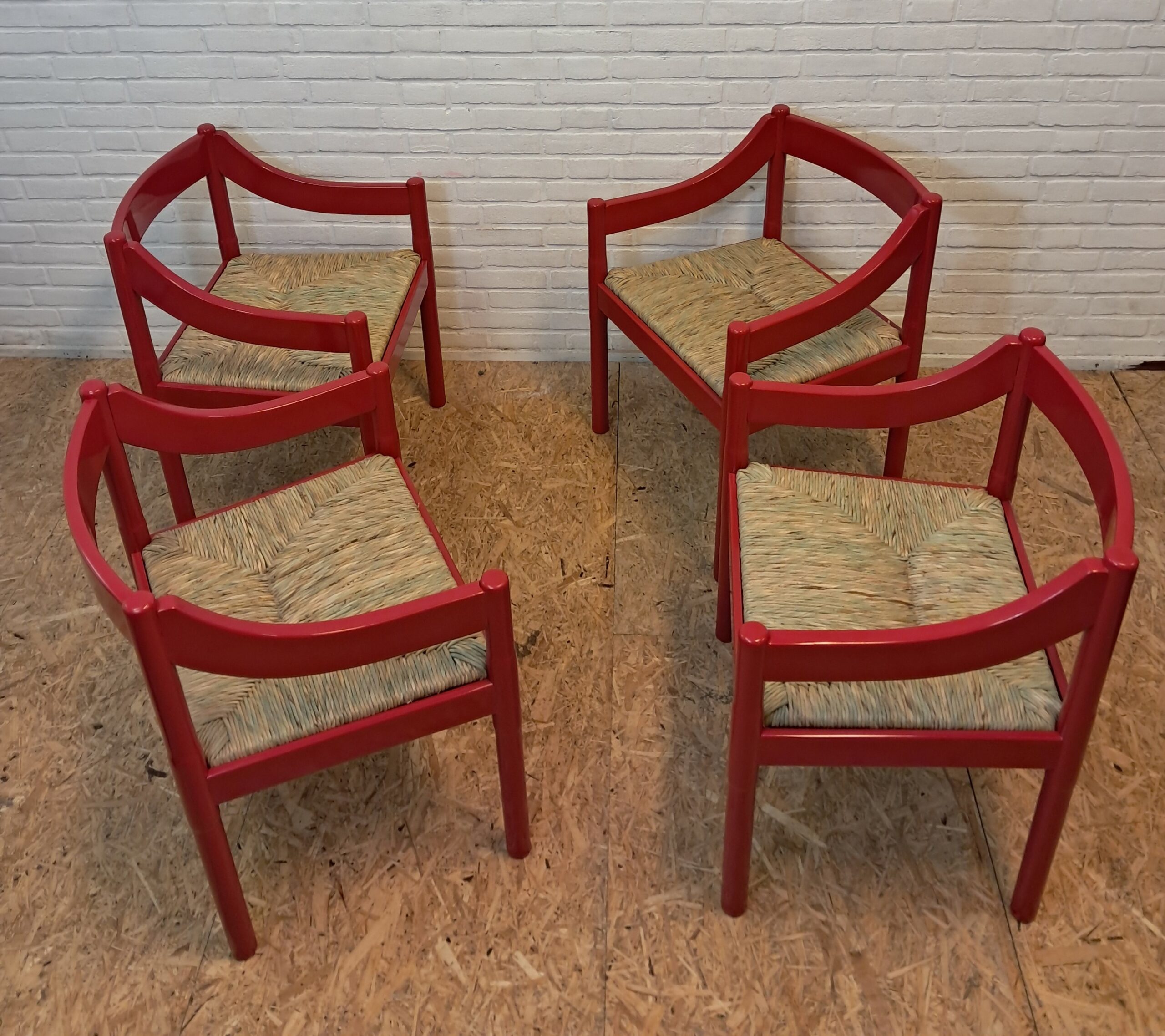 Carimate chairs dining set