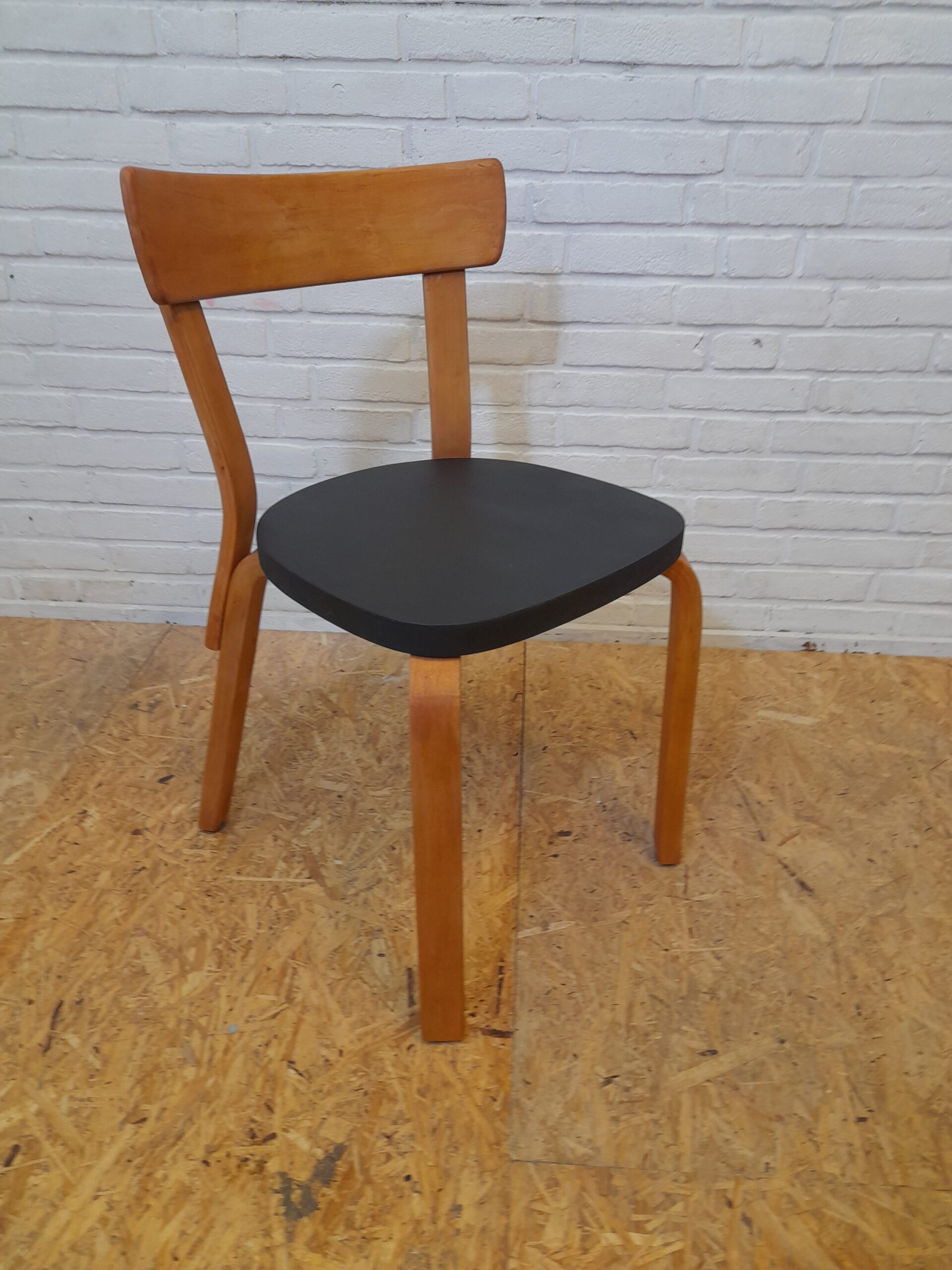 Alvar Aalto chair 69 Finmar