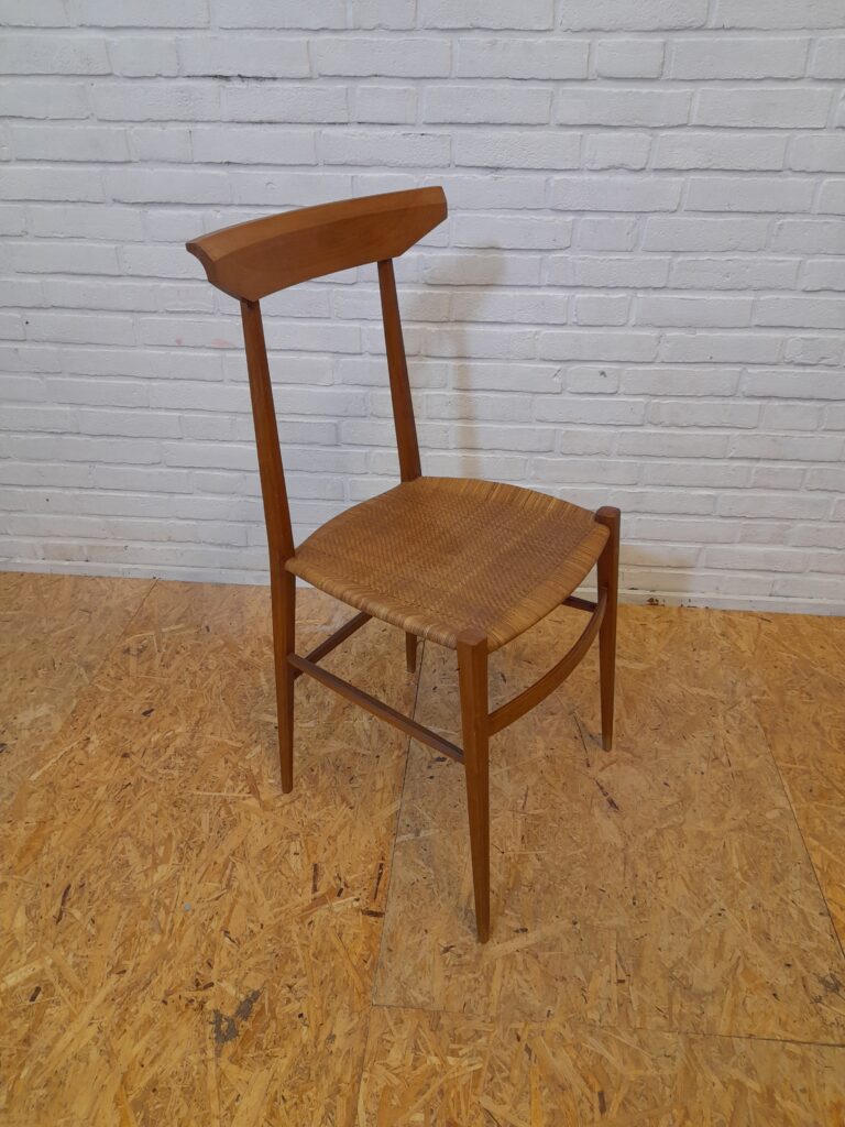 Chiavari chair , Sanguinetti