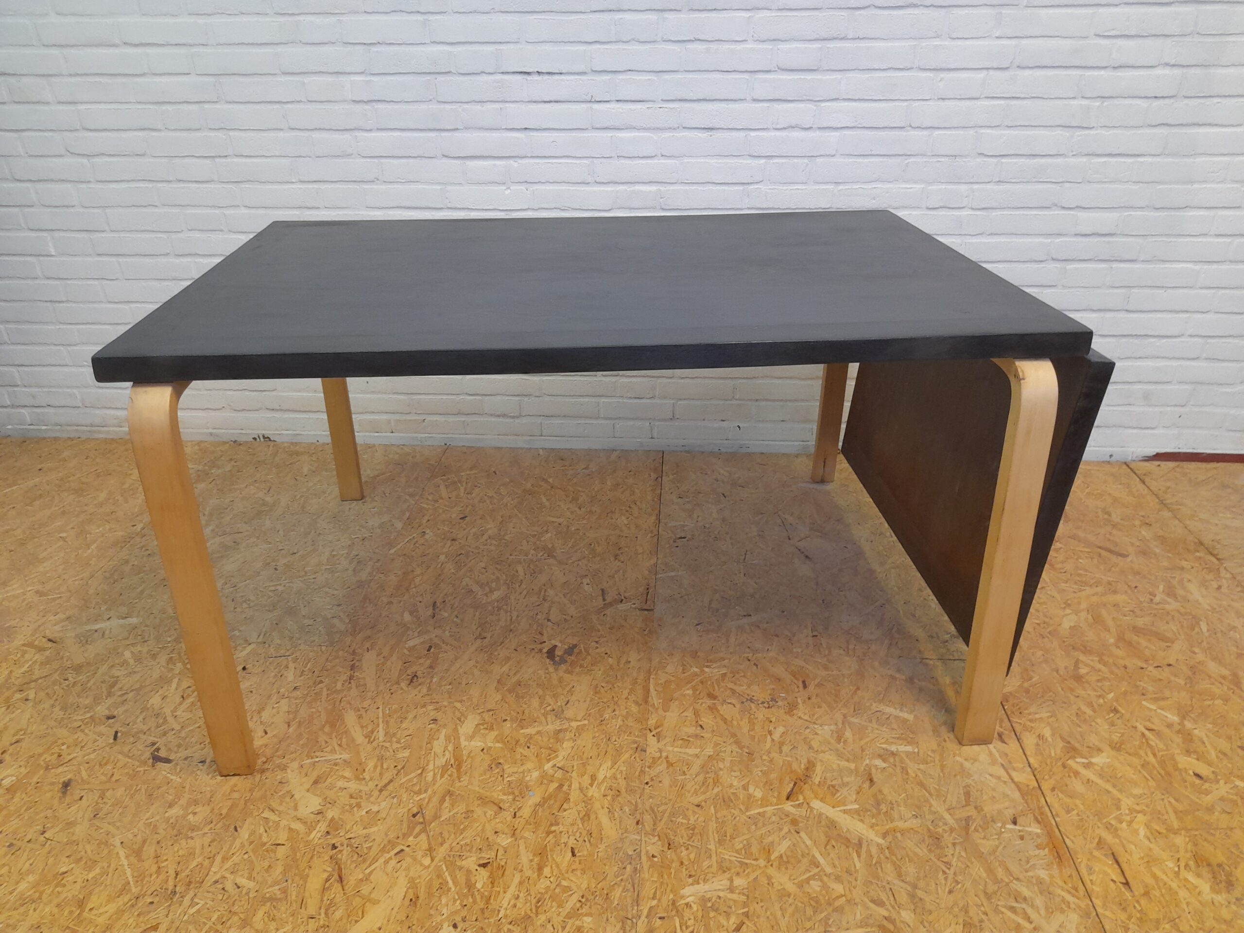 Alvar Aalto Dropleaf Table Finmar