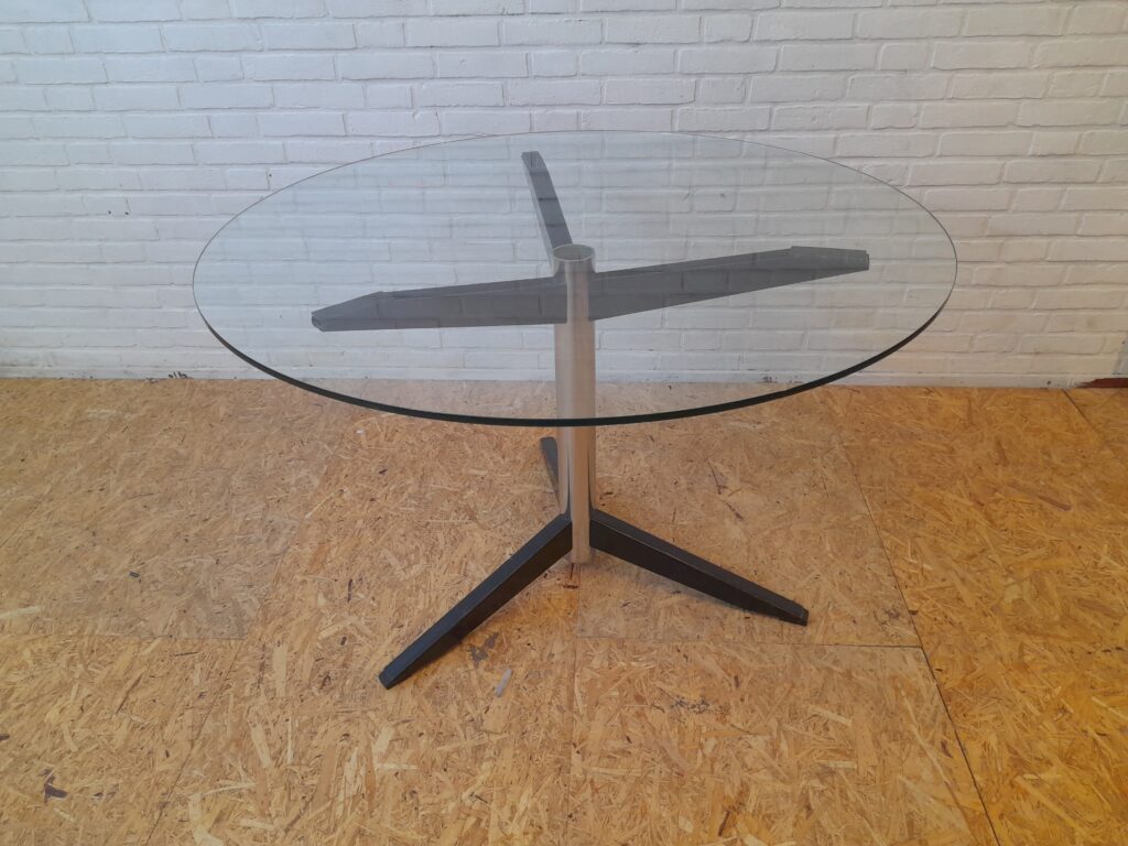 Spectrum Dining Table TE 06