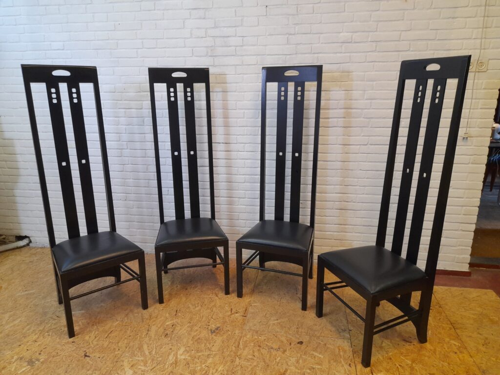 Set of 4 Ingram chairs Charles Rennie Mackintosch