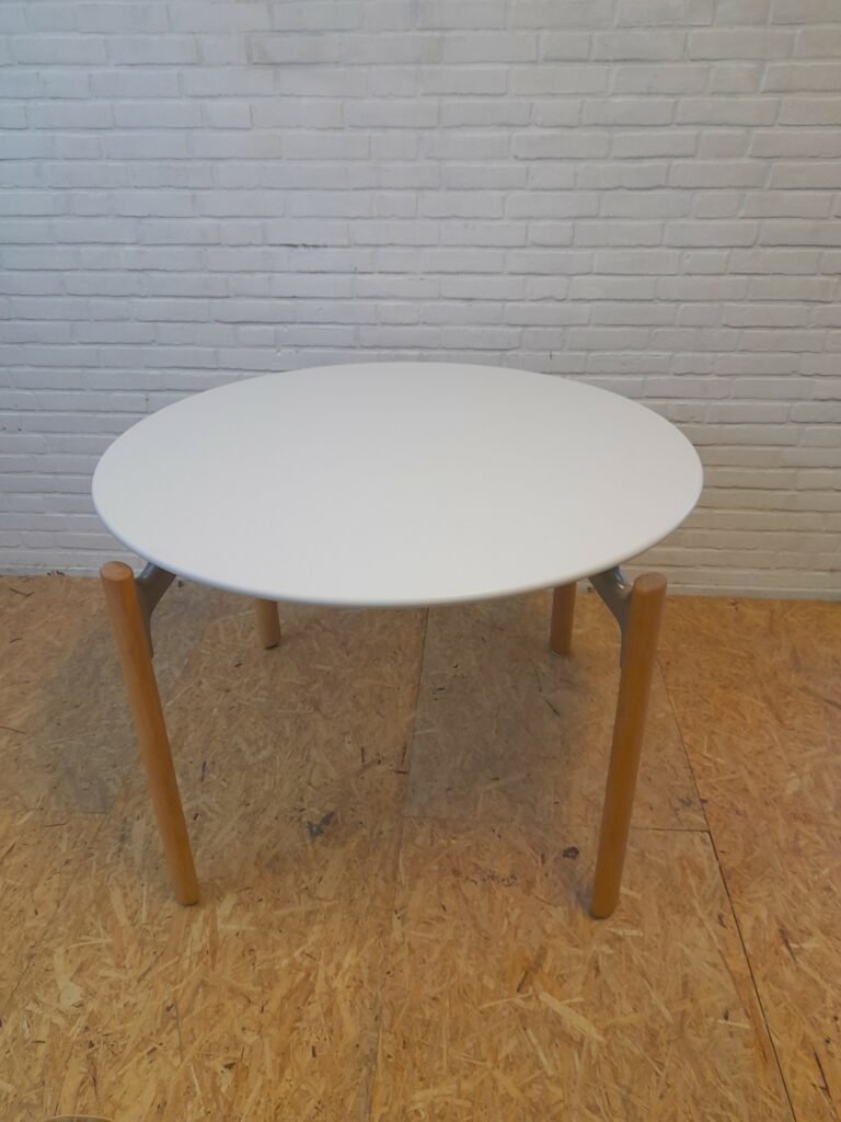 Bruno Rey Table