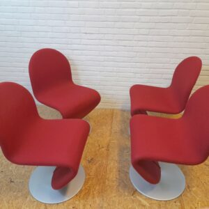 Verner Panton 1-2-3 serie Diner Chairs