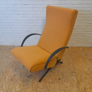 Tecno P 40 Lounge chair