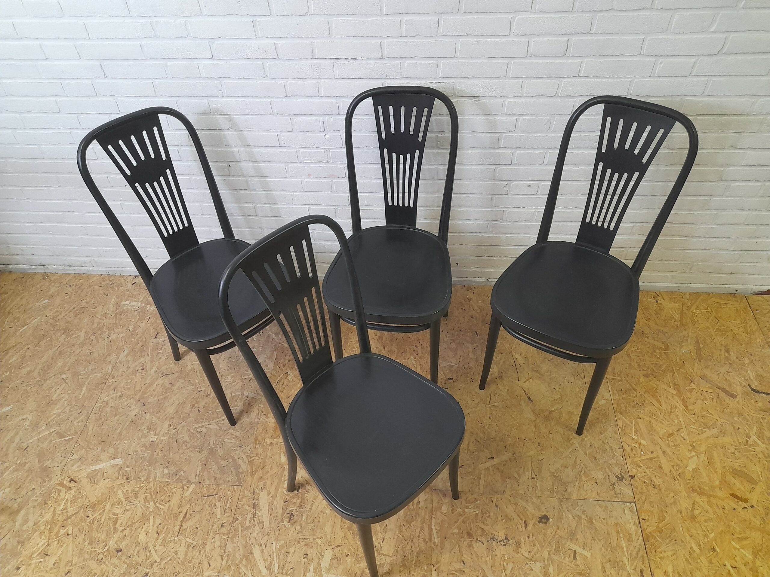 Thonet Diner Set