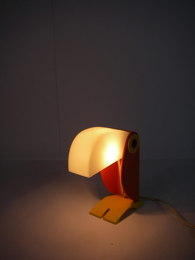 Kaketoe lamp